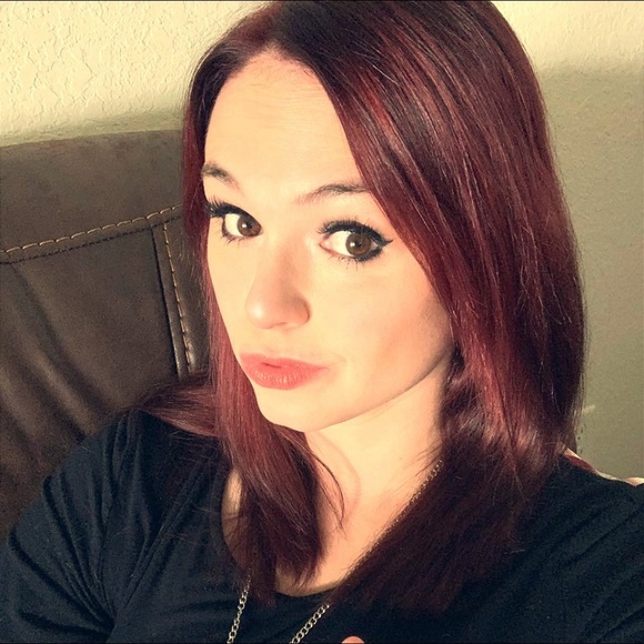 Meet your Posher, Toni - Picture 1 of 1